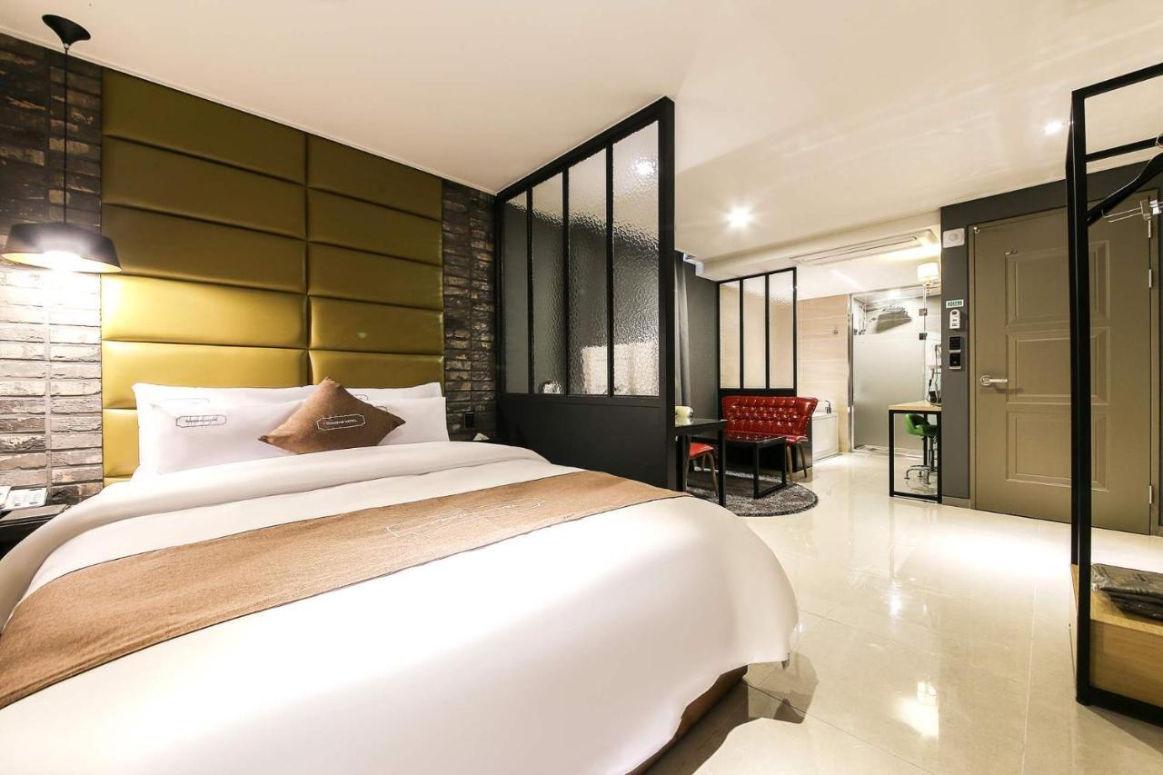 Docking Hotel Gimpo Exterior foto